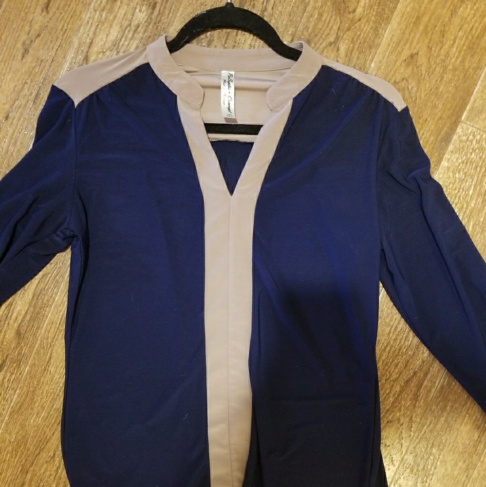 Blue and tan comfy, lightweight blouse